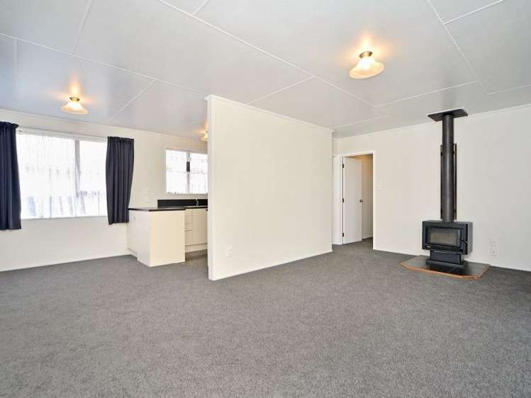 10 Okato Place Masterton_12