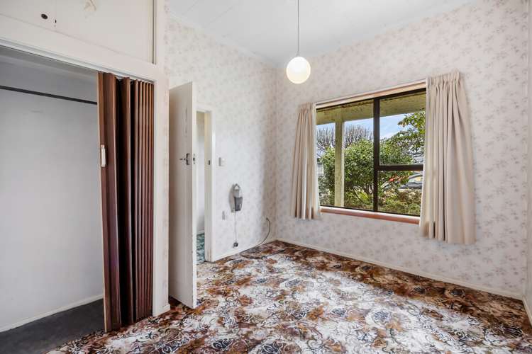 22 Law Street Caversham_12