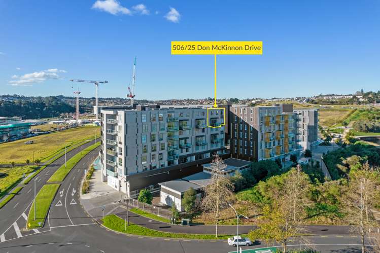 506/25 Don Mckinnon Drive Albany_1