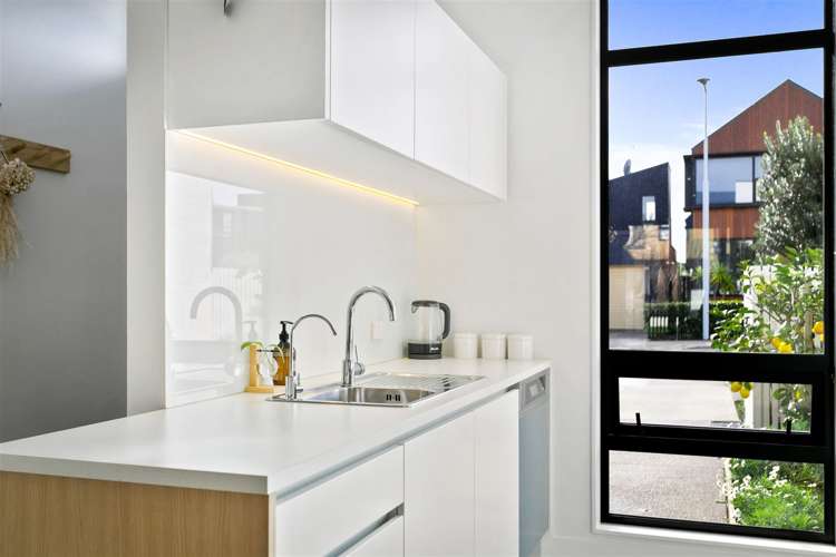 19 Isitt Road Hobsonville_8