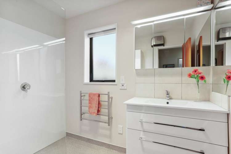 8C Angela Street Upper Riccarton_17