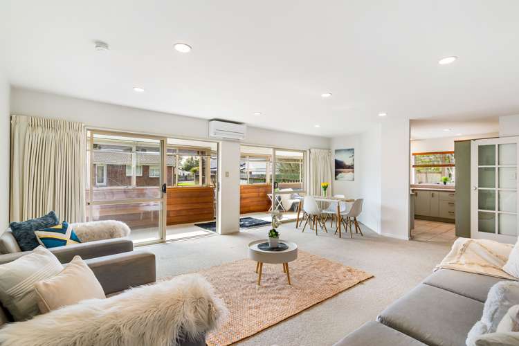 3/274 Wairau Road Glenfield_5