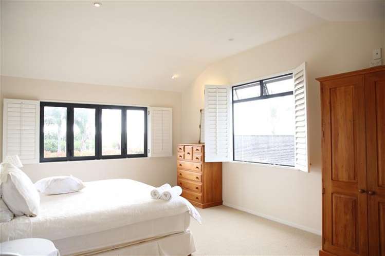 740 North Road Clevedon_13