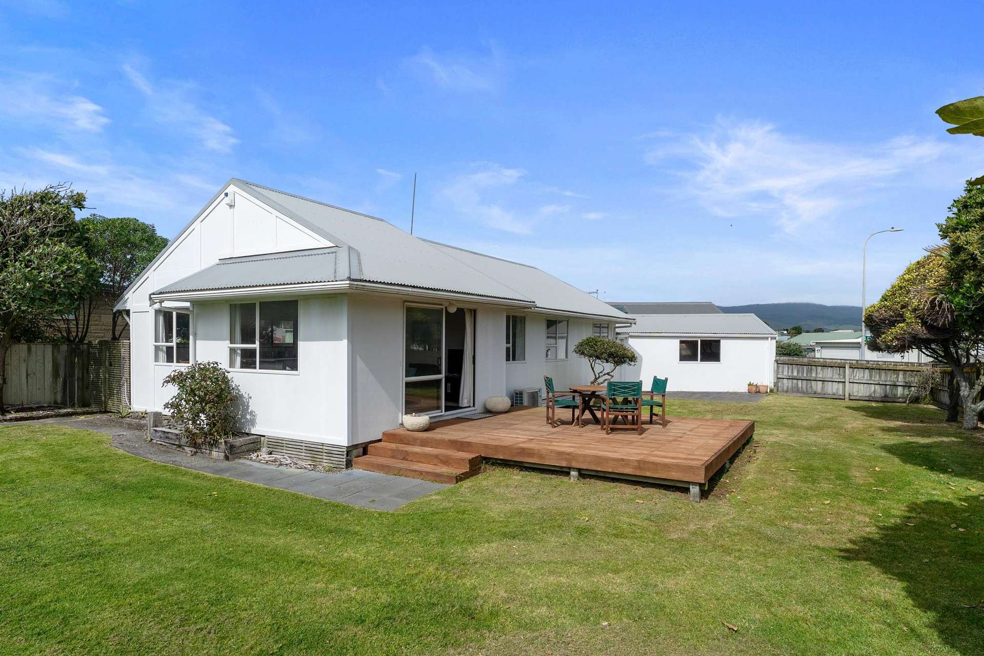30 Babbacombe Avenue Otaki Beach_0