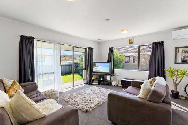 7B Cobb Place Otaki_2