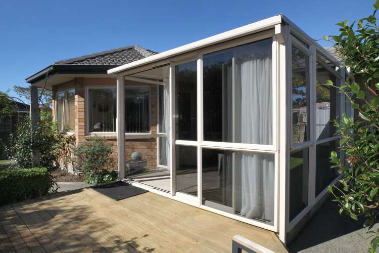 911a Churchill Street Akina_12