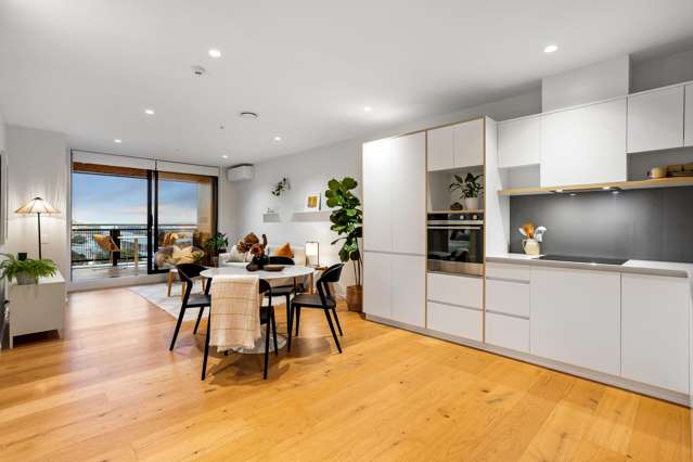 Top Floor, Top Pick - Vacant & Ready!