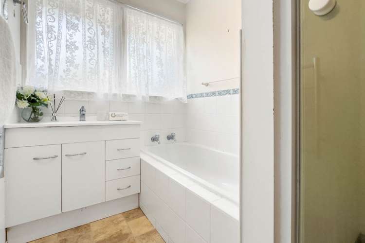 2/41 The Boulevard Sunnyhills_6