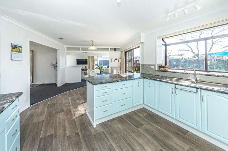 7 Exeter Crescent_5