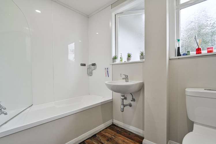 1023 Bledisloe Street Raureka_7