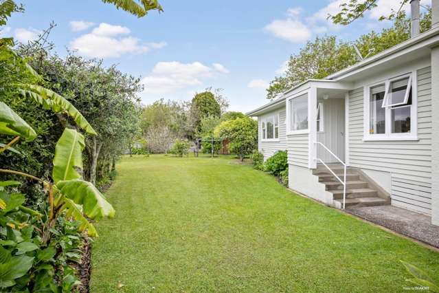 70 Riverside Road Orewa_1