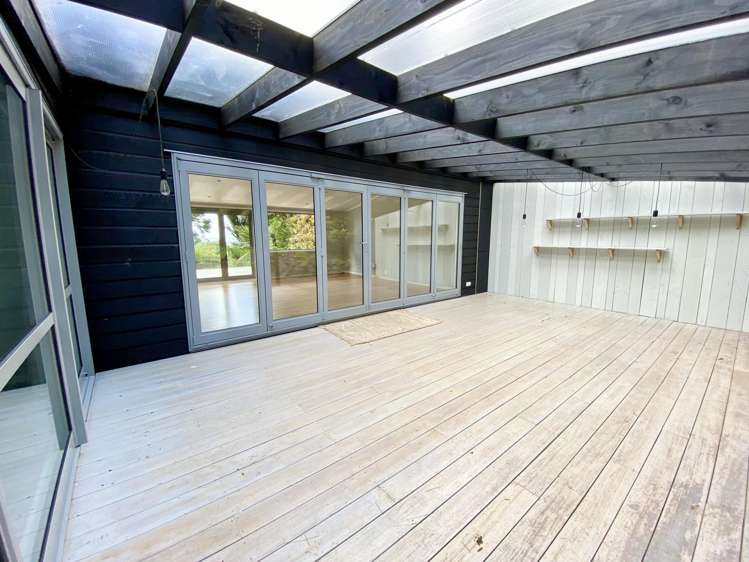 18 Manuka Road Titirangi_21