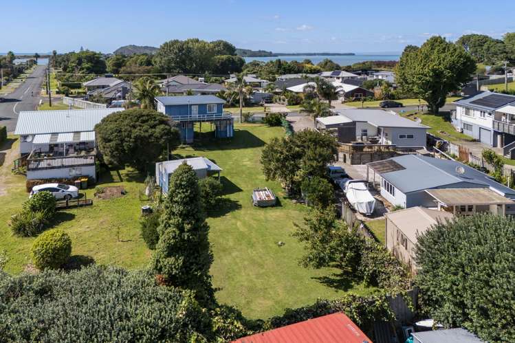 54 Athenree Road Athenree_15