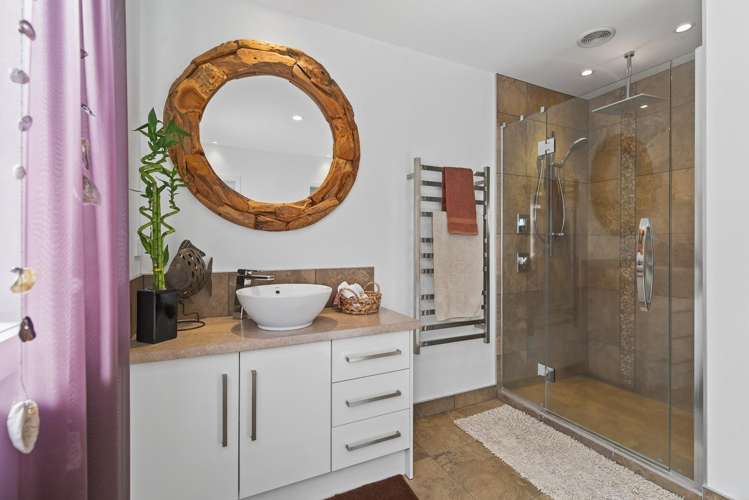 44 Heron Avenue East Matua_14