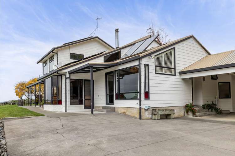 16A Churchill Drive Taradale_3