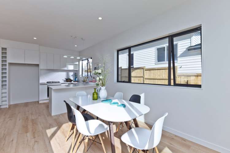 8 Kiwa Crescent Gulf Harbour_8