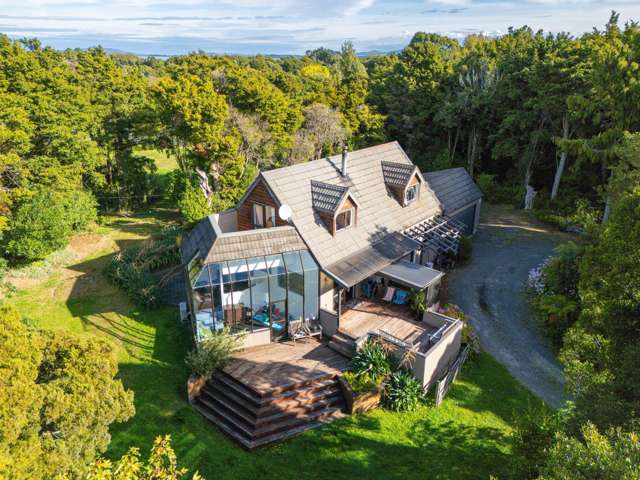 Bush, Birds & Bliss - Otatara Living