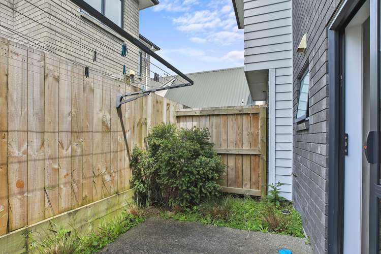 2/16 Jones Crescent Melville_11