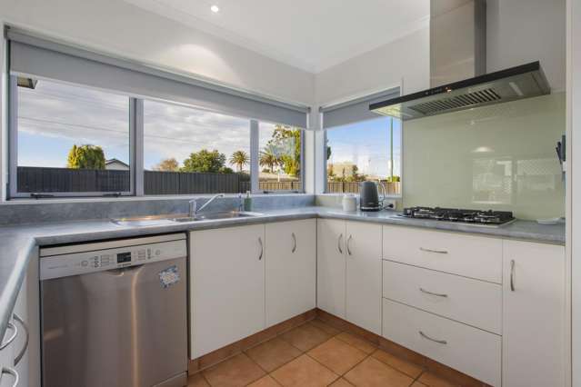 2 Atlanta Court Katikati_3