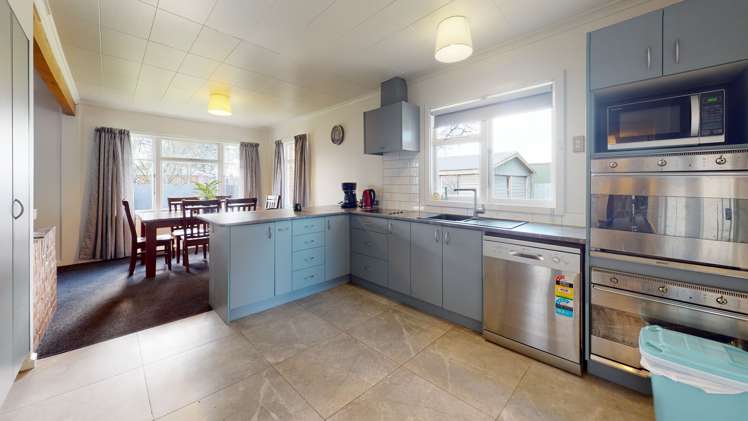 35 Davis Crescent Netherby_1