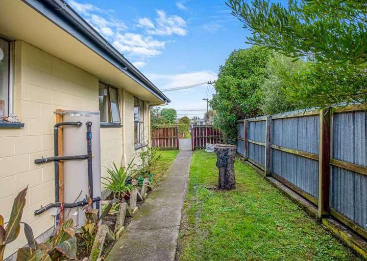 4/25 Wildberry Street Woolston_2