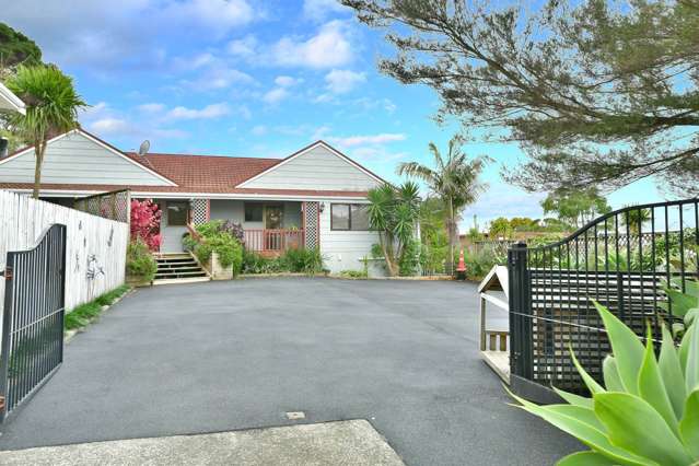 1/532 Whangaparaoa Road Stanmore Bay_3