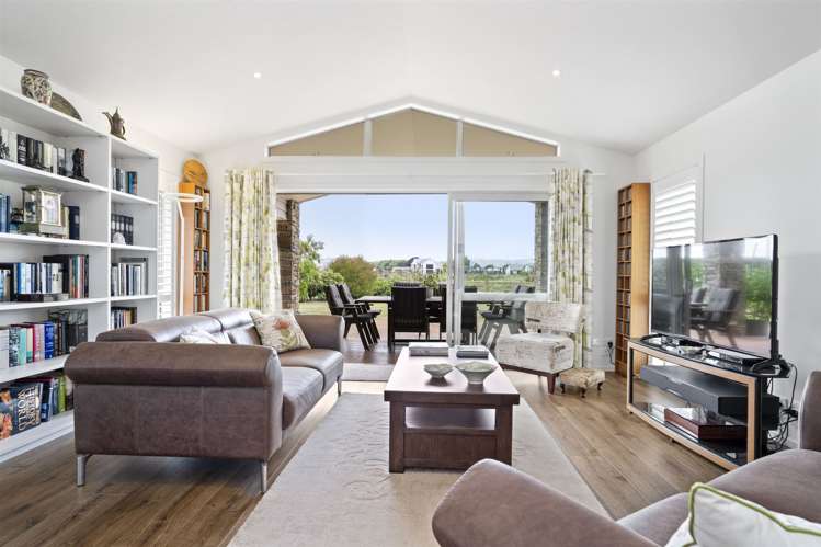 32 Baxter Michael Crescent Cambridge_7