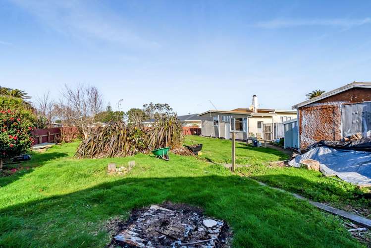 139 Tasman Street Opunake_14