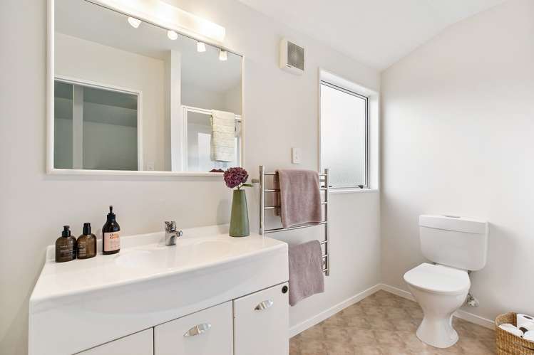 9a Tahi Terrace Glen Eden_12