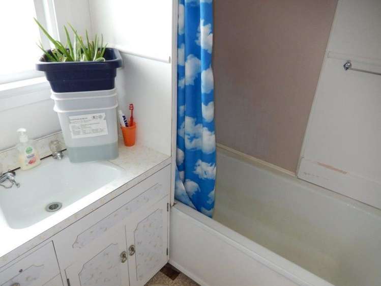 98 Cheviot Street Roxburgh_8