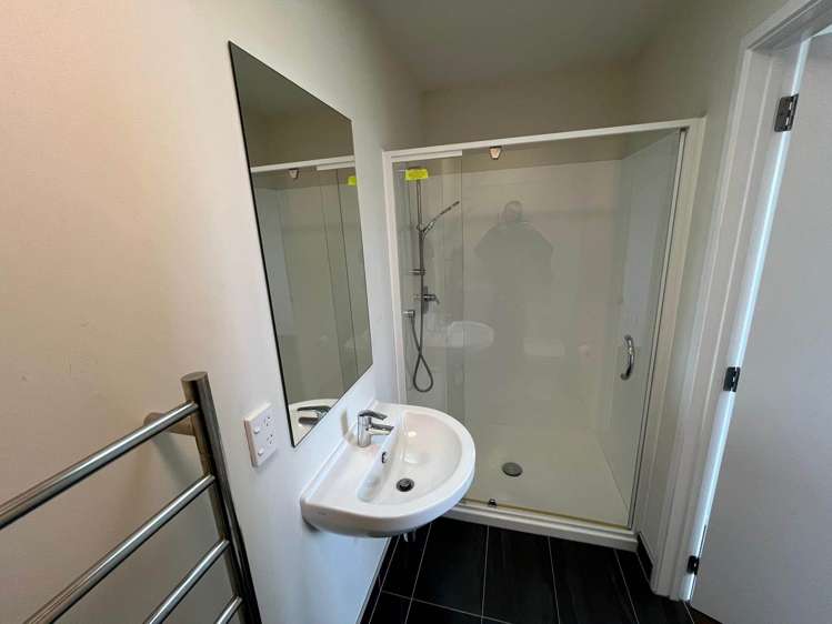 89 Grove Road Papakura_12