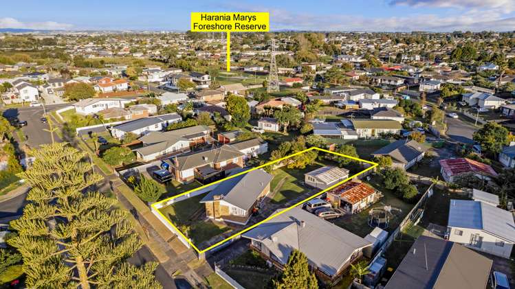 14 Quennell Avenue Favona_12