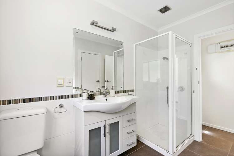 2 Downing Street Crofton Downs_8