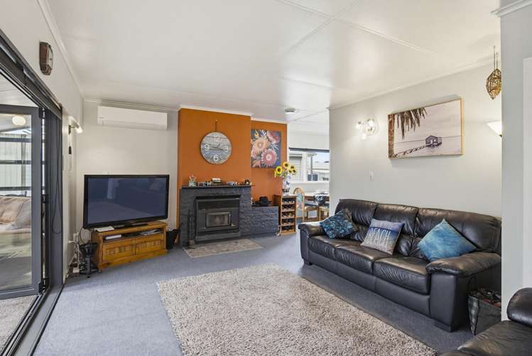 79 Park Avenue Waitarere Beach_7
