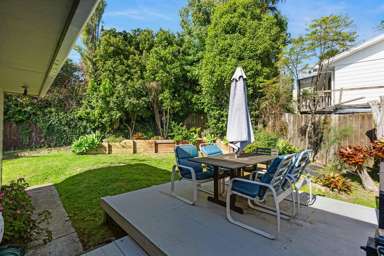2/65 Keegan Drive_3