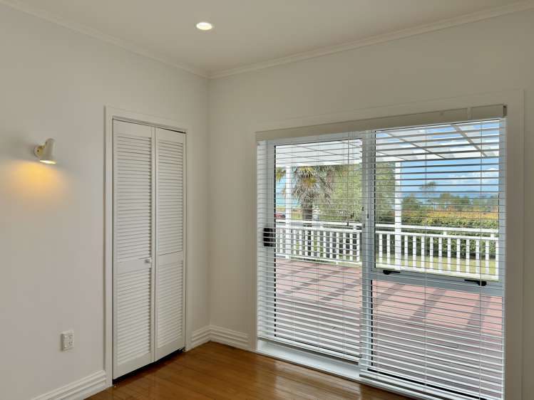 19 Macleans Rd Bucklands Beach_9