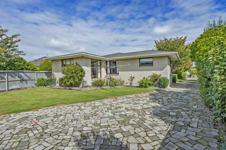 55 Oriana Crescent Hornby_21