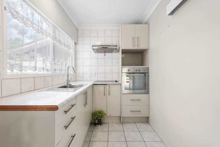 4/1b Divich Avenue Te Atatu South_11