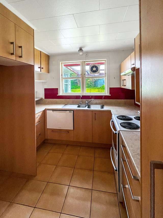 30 Weka Place 11139_1