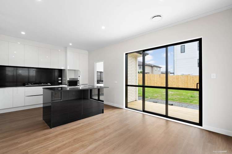 5c Listack Drive Flat Bush_4