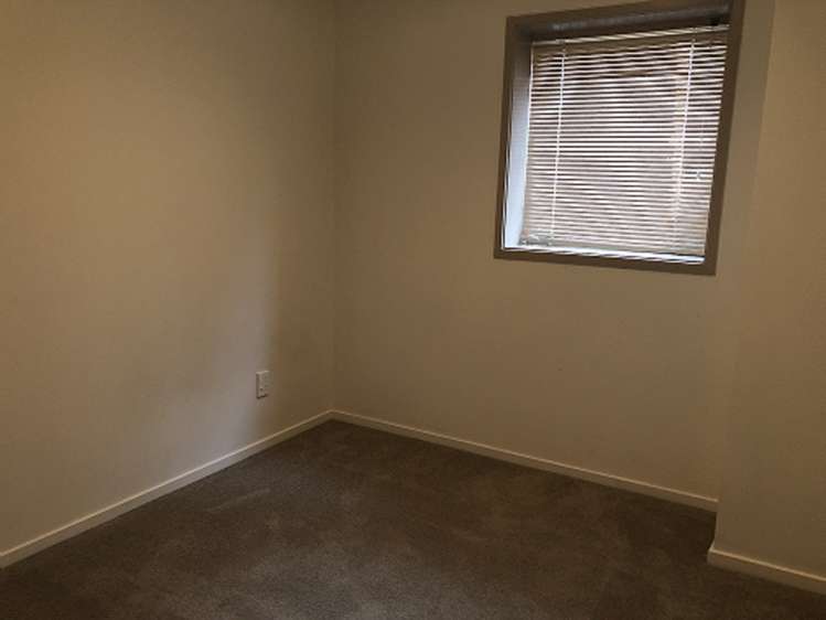 1a/68 Mokoia Road Birkenhead_6