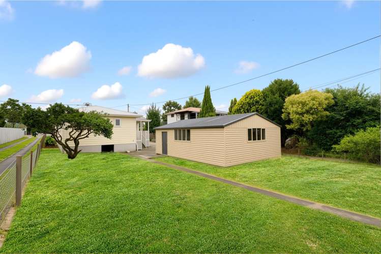 131 Rathgar Road Henderson_25
