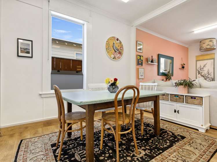 905 Willowpark Road North Mayfair_6