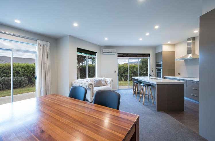 12 Lobank Place Richmond_6