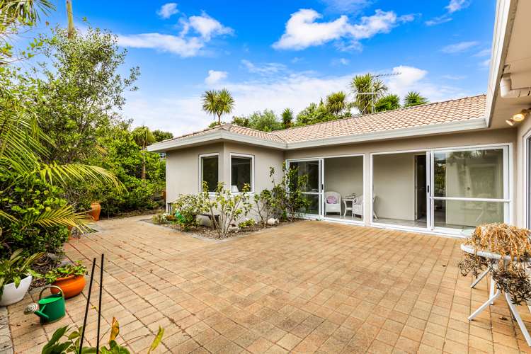 8 Dacre Grove Gulf Harbour_5