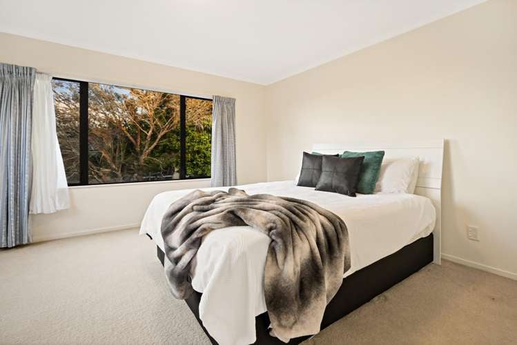 22 Hogarth Rise West Harbour_13