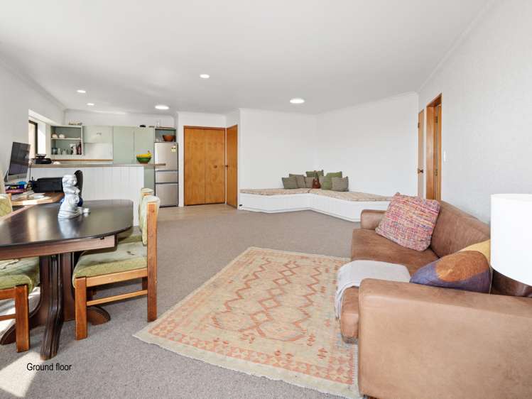 32 Marine Parade Mt Maunganui_16