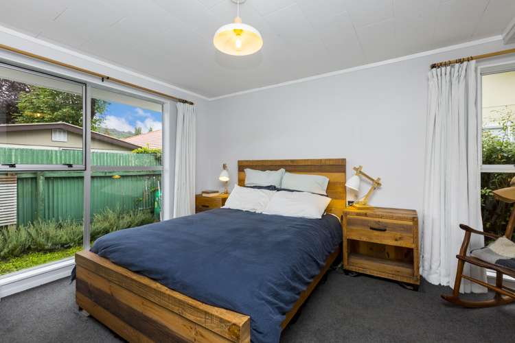 23a Heretaunga Square Silverstream_13