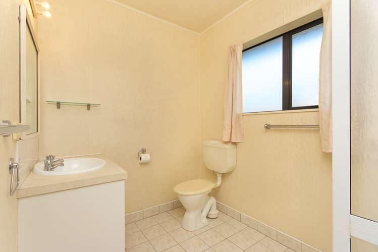 27/151 Kitchener Road Pukekohe_6