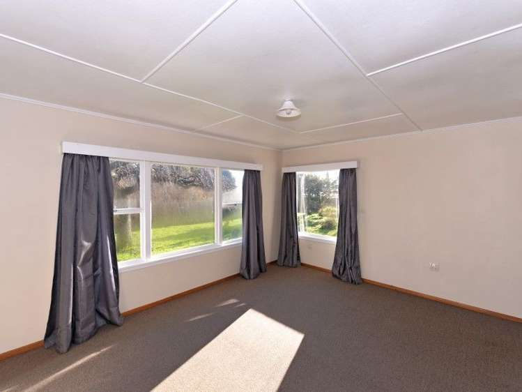 587 Lower Queen Street Richmond_16